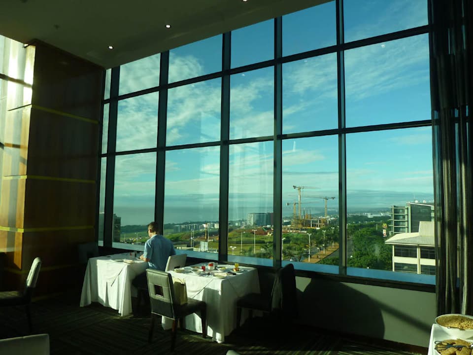 Restaurant beim Frühstück Hotel & Convention Coastlands Umhlanga