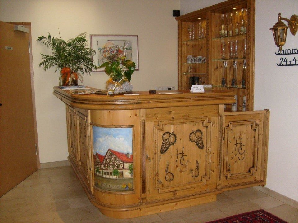 Rezeption Hotel Gondel