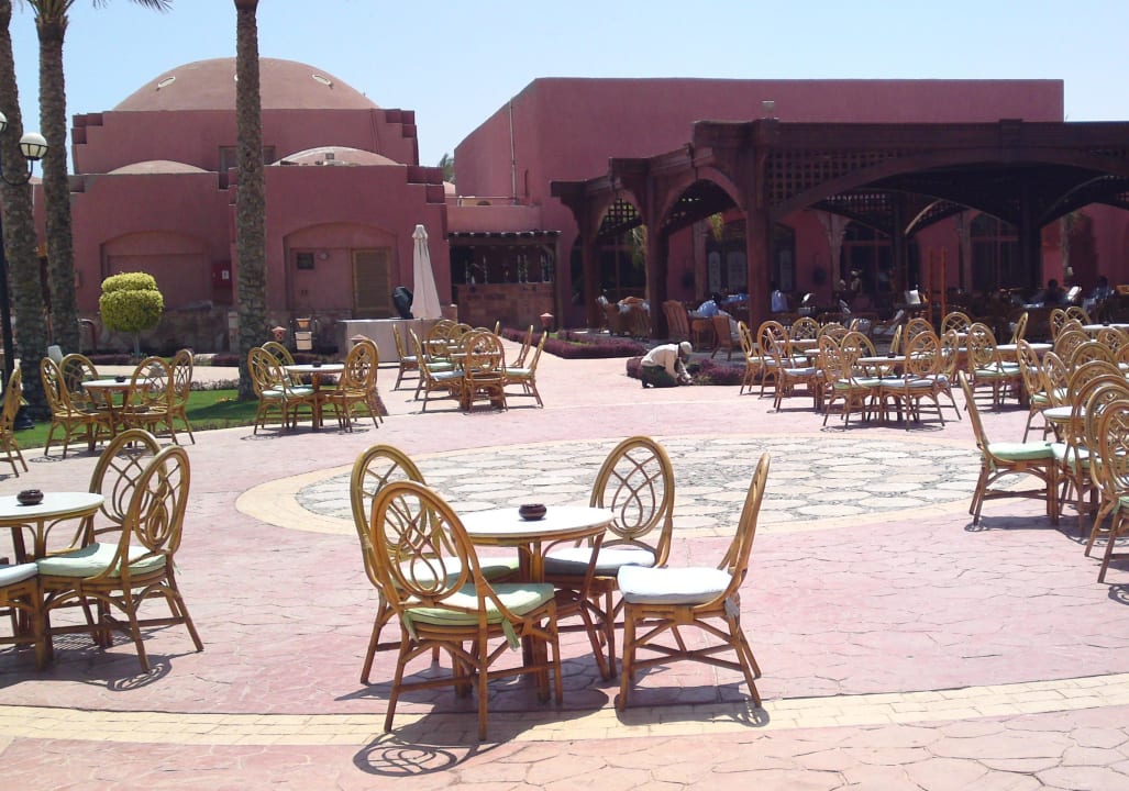 Od bazénu Swisstouch Oriental Resort Marsa Alam