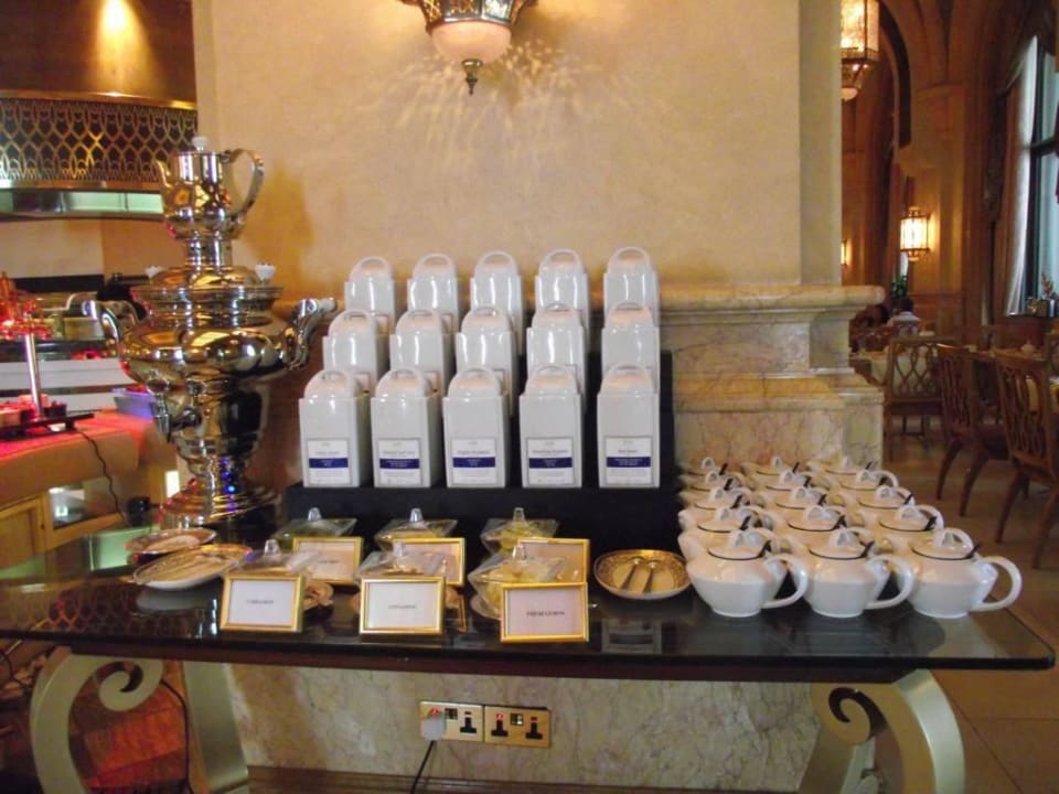 Große Teeauswahl Emirates Palace Mandarin Oriental