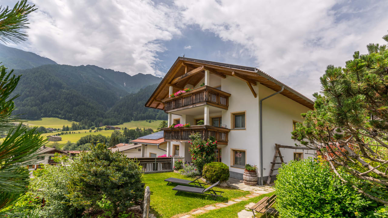 Außenansicht Apartments AlpenJuval
