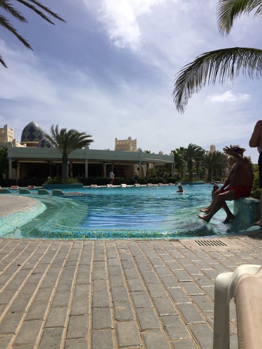 Pool Hotel Riu Karamboa