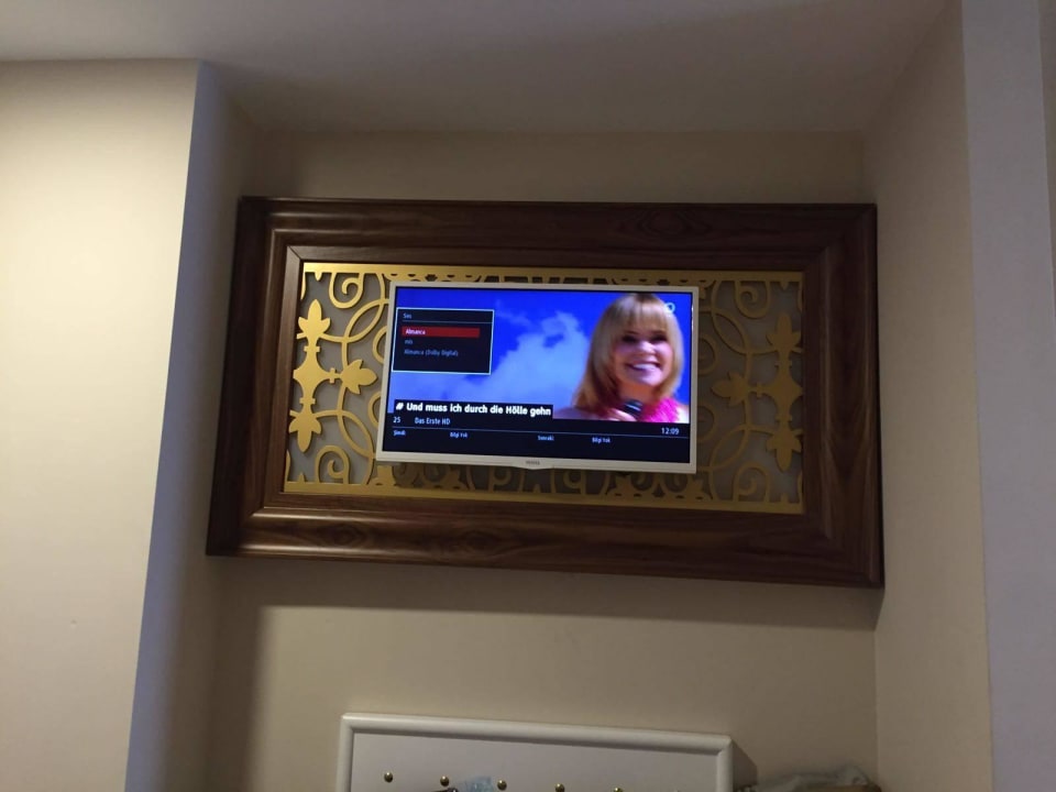 Schön großer Fernseher J'adore Deluxe Hotel & Spa