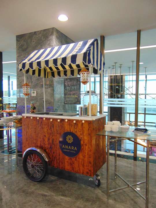 Gastro Anara Airport Hotel