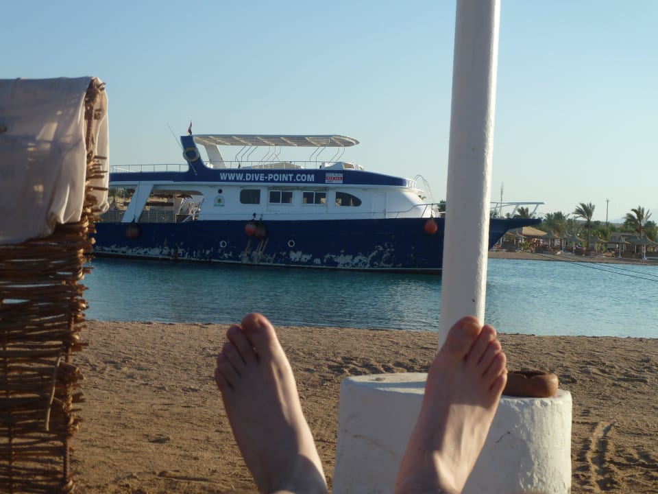 Chillig Coral Beach Hurghada
