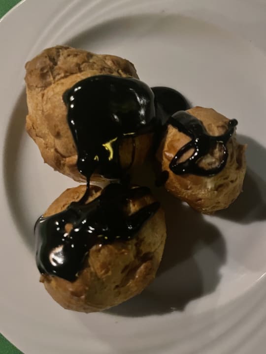 Gastro Three Corners Sea Beach Resort