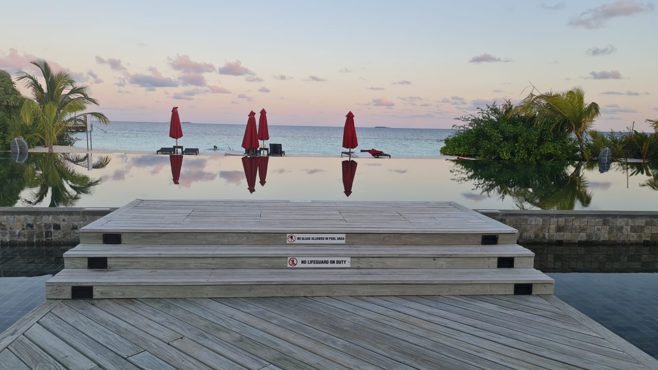 Strand NH Collection Maldives Havodda Resort