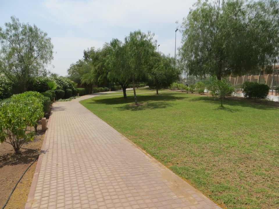 Die wunderschöne und gepflegte Gartenanlage Hotel Riu Tikida Palmeraie