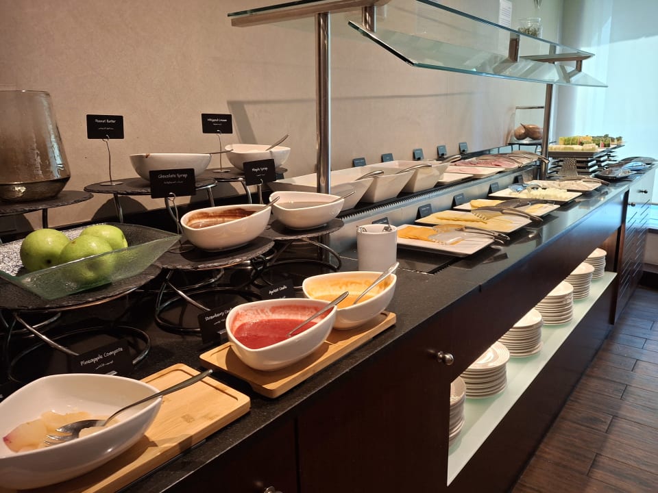 Gastro Rose Rayhaan by Rotana