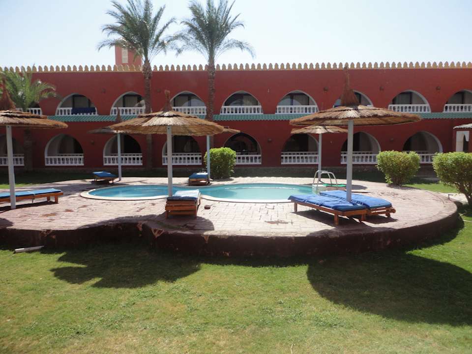 Taras Pickalbatros Alf Leila Wa Leila Resort - Neverland Hurghada