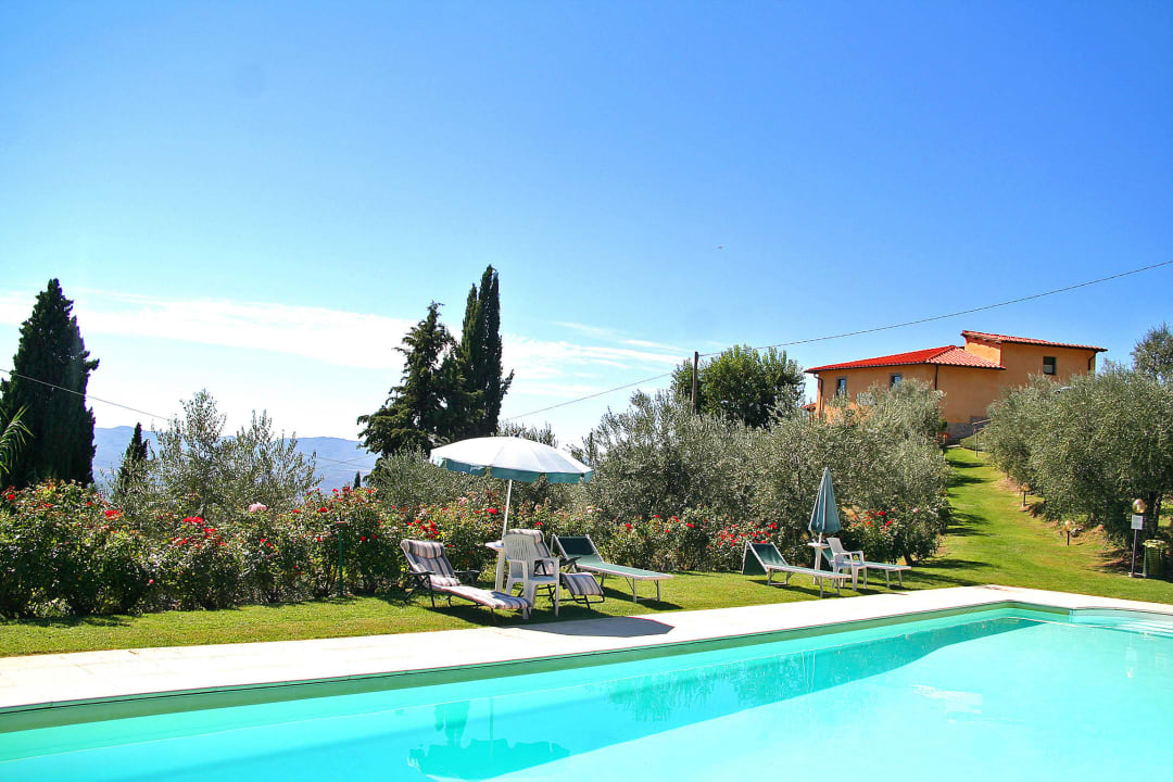 Relax by the pool Podere Casarotta