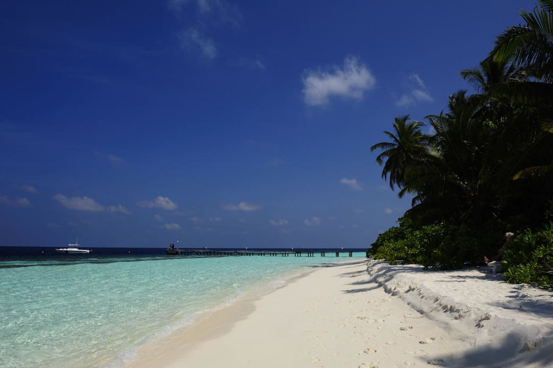 Angaga - Strand an Nord-Ost-Seite Angaga Island Resort