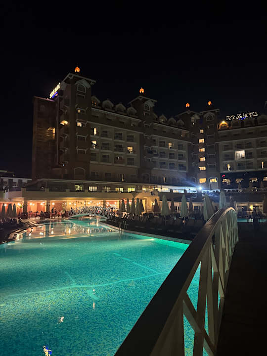 Pool Side Mare Resort & Spa
