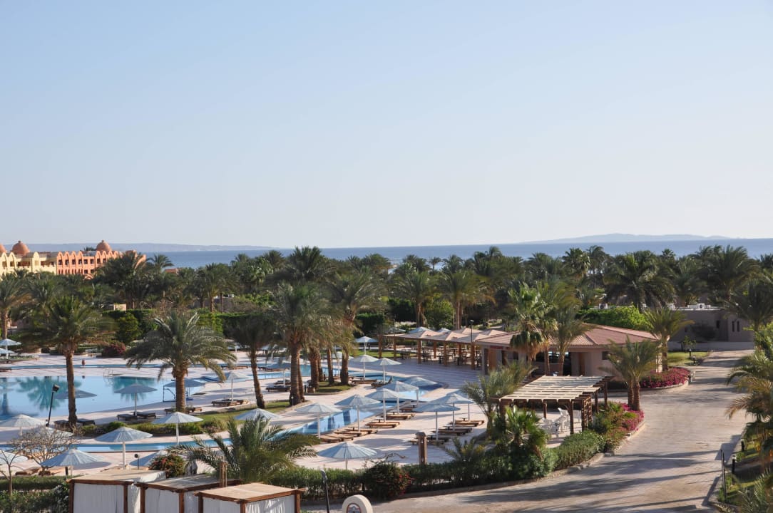 Pool vom Zimmer aus gesehen Pharaoh Azur Resort
