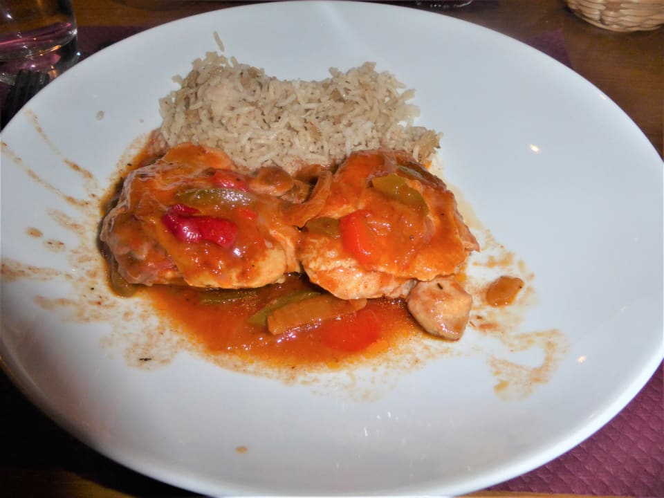 Gastro Hotel Kyriad Chantilly