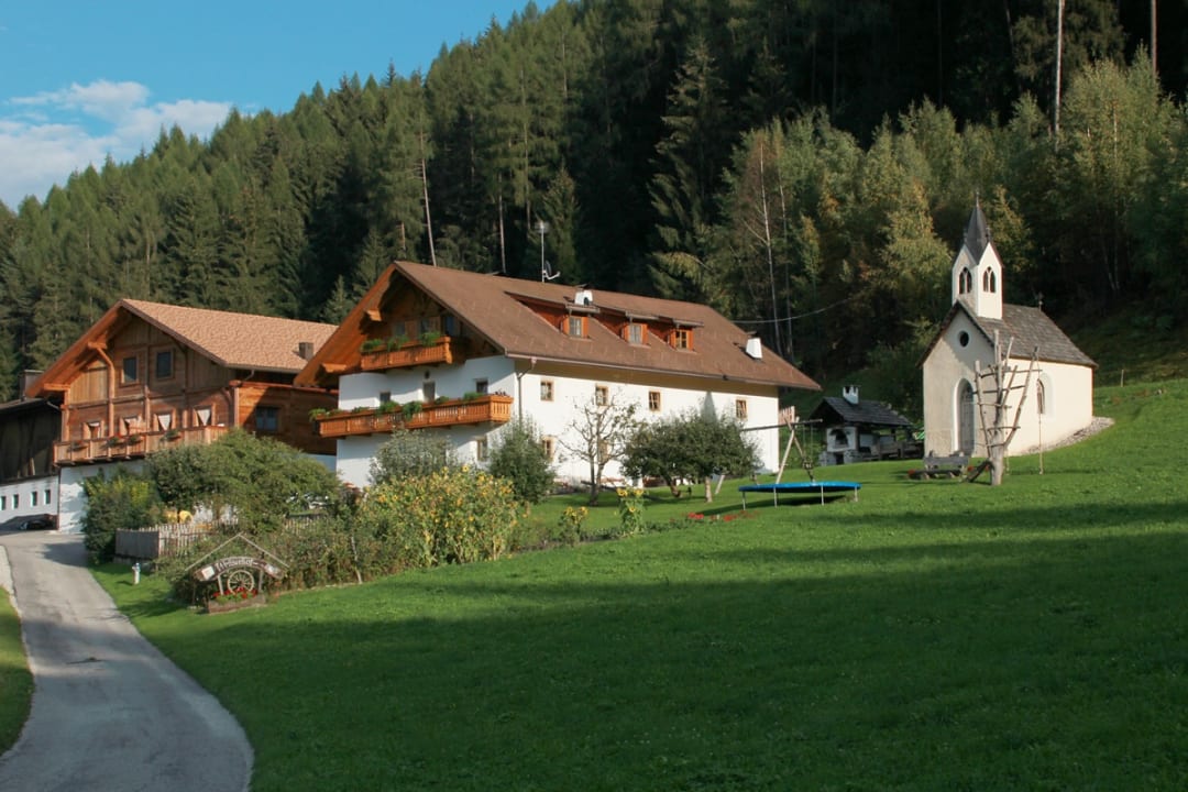 Außenansicht Weliserhof - holidays in the heart of nature