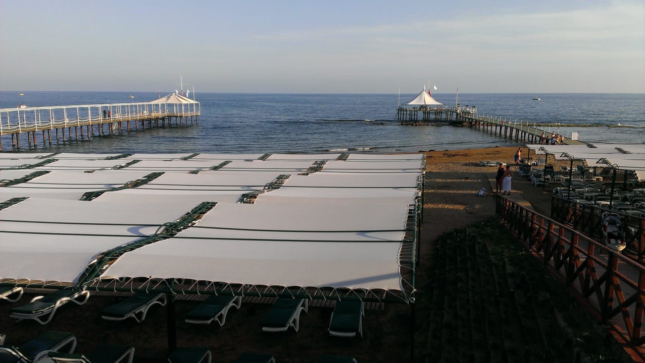 Strand direkt am Hotel Hotel Turan Prince