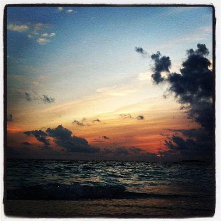 Sunset NH Collection Maldives Reethi Resort