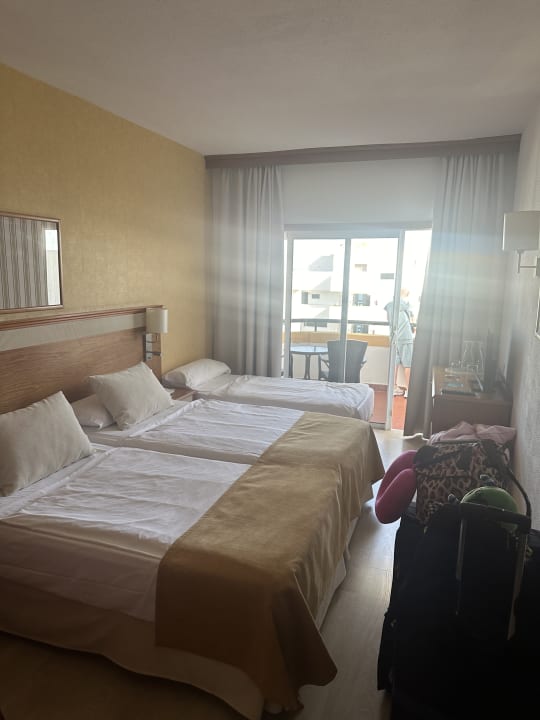 Zimmer allsun Hotel Lucana