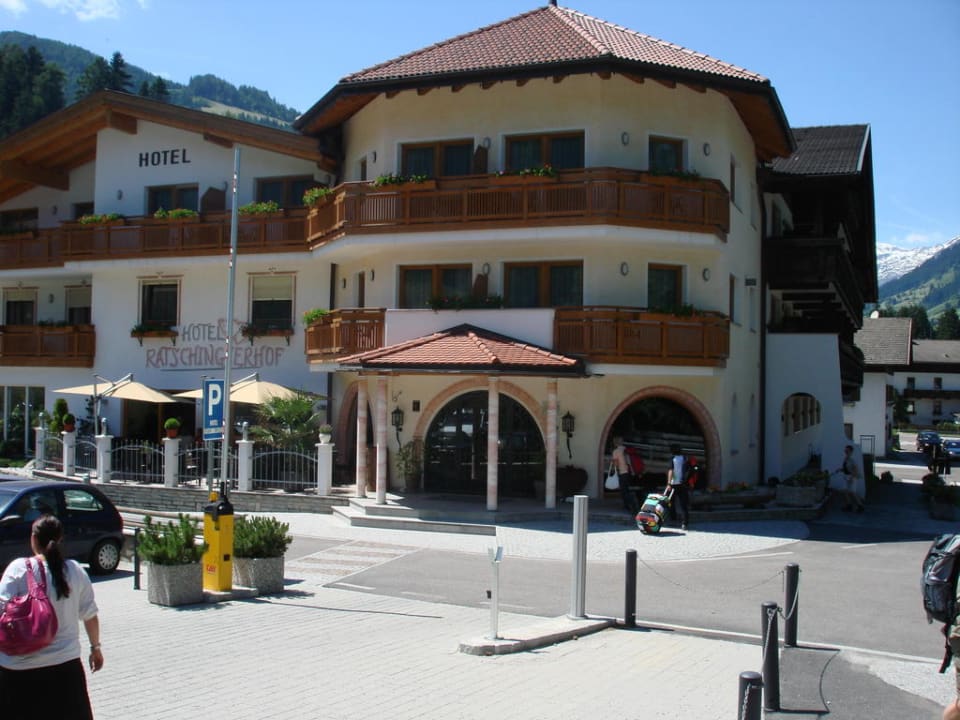 Hotel Eingangsbereich Hotel Ratschingserhof