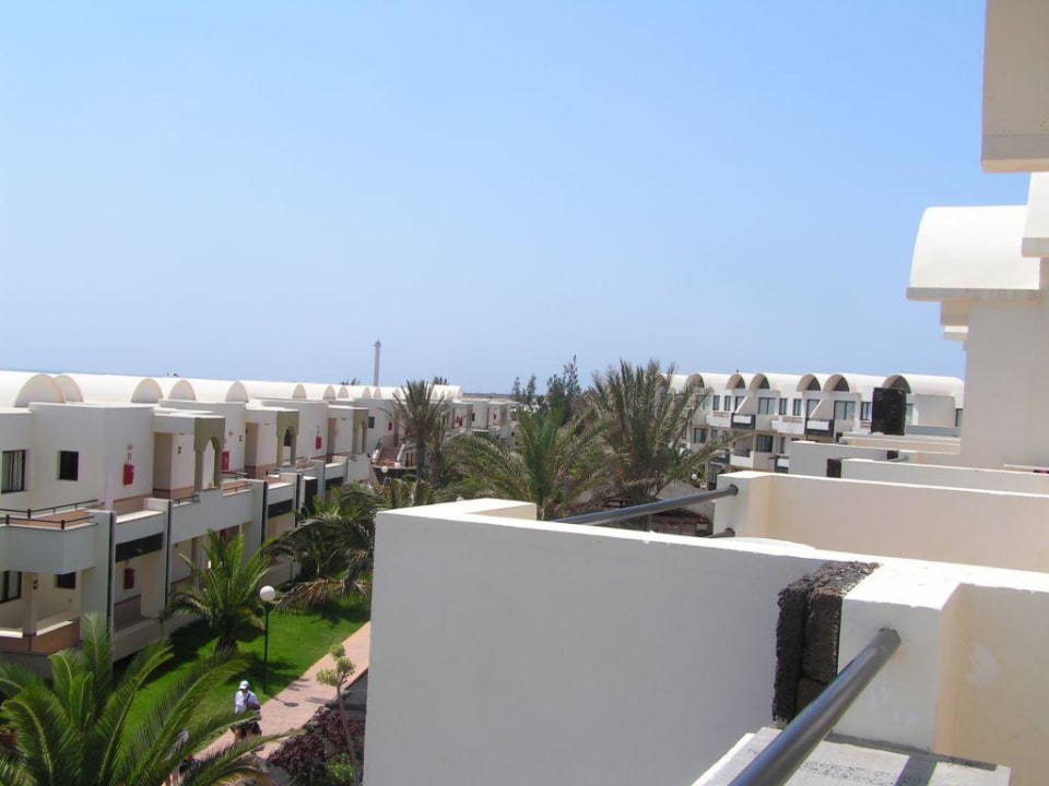 Ausblick vom Zimmer nach rechts SBH Hotel Royal Monica