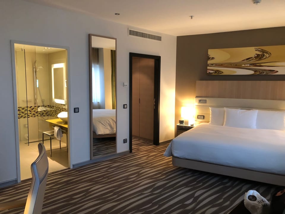 Zimmer Hilton Frankfurt Airport