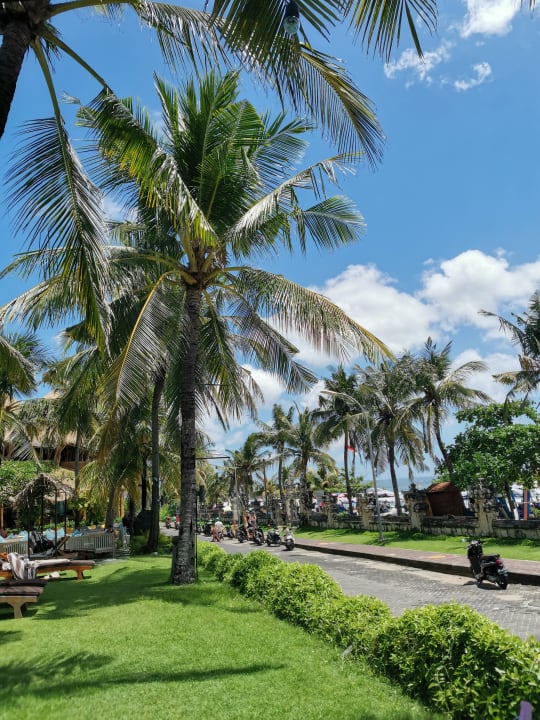 Gartenanlage Bali Mandira Beach Resort & Spa