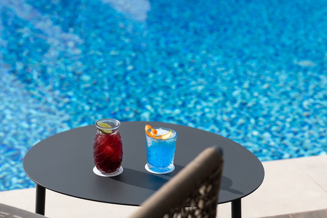 Pool Sesimbra Oceanfront Hotel