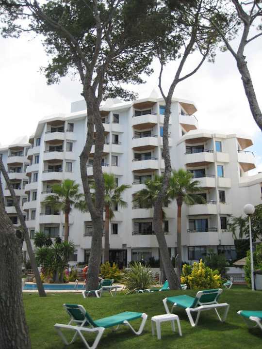 Hotel vom Garten aus Playa Esperanza Resort