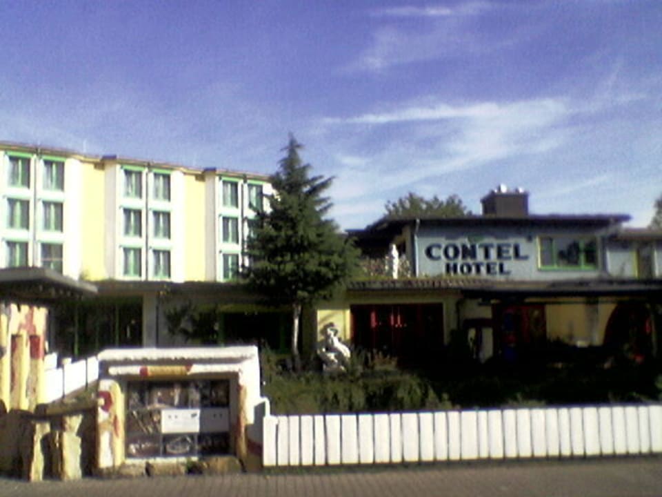 Außenansicht Eingang CONTEL Hotel Koblenz