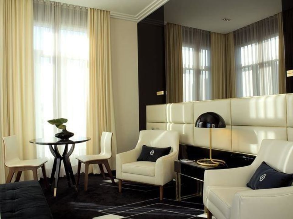 Living Room Suite Hotel Altis Avenida