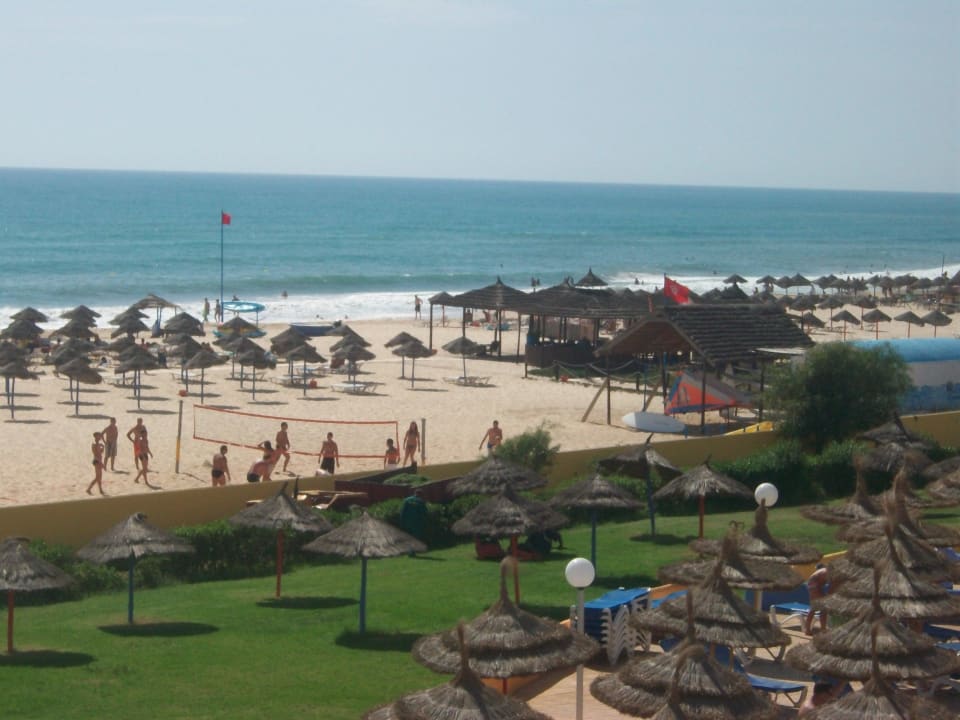 Вид на пляж с горки Hawai Beach Club