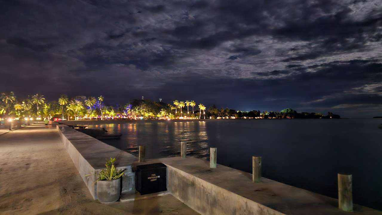 Außenansicht Kuredu Island Resort & Spa