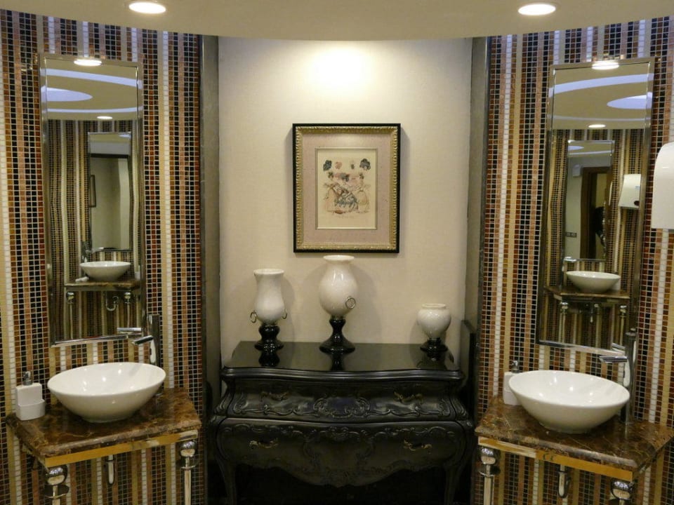 Toilette Hotel Delphin Imperial