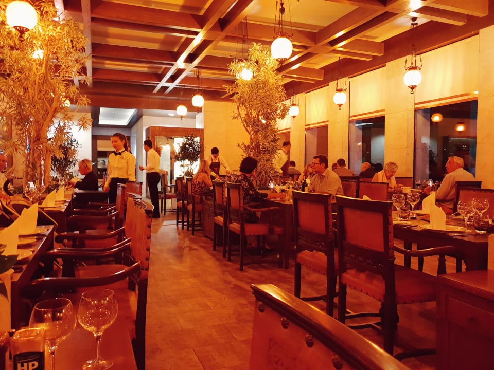 Gastro Gloria Serenity Resort