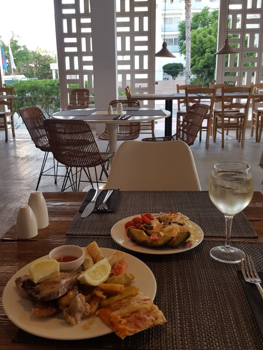 Gastro HM Balanguera Beach