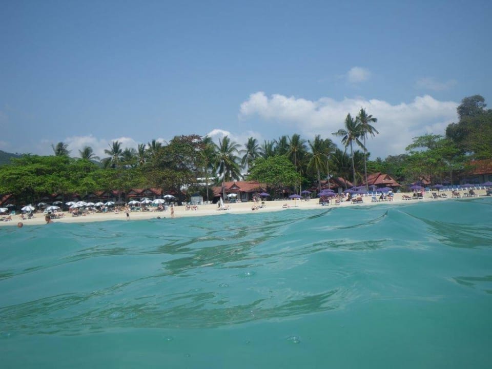 Blick zum Hotelstrand Hotel Samui First House