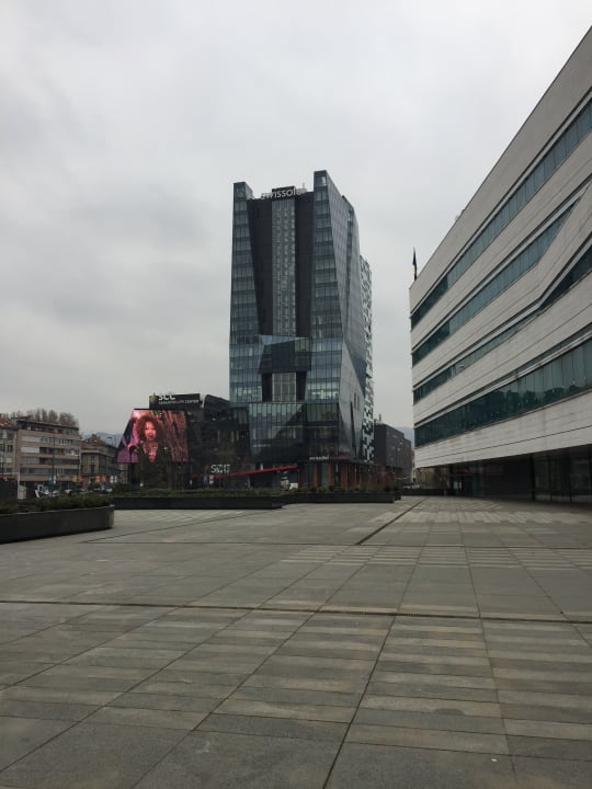 Außenansicht Swissotel Sarajevo