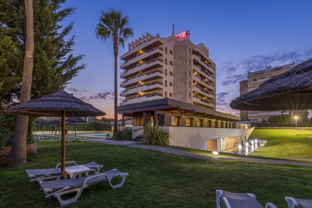 Außenansicht Interpass Vau Hotel