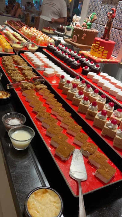 Lobby Can Garden Resort