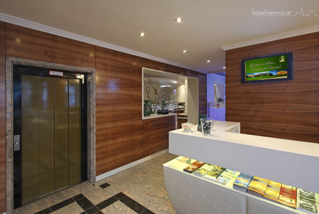 Lobby Hotel Vienna