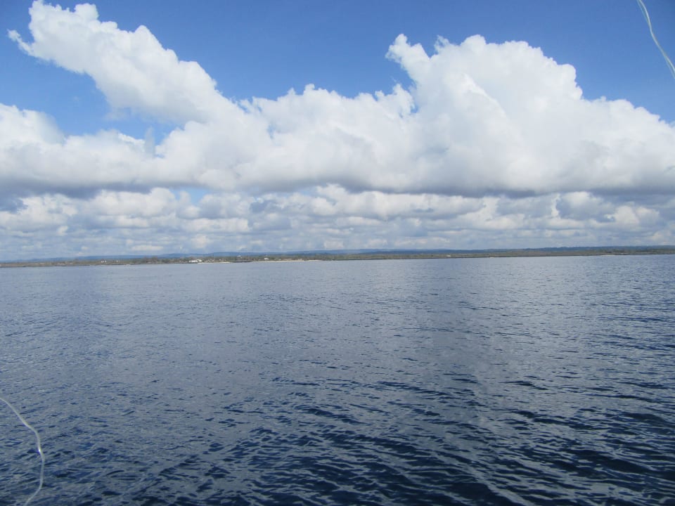 Blick auf den Strand vom Boot aus Hotel Southern Palms Beach Resort