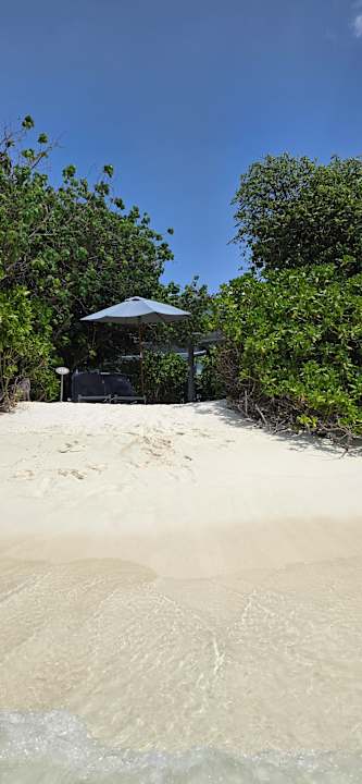 Strand Ifuru Island Maldives