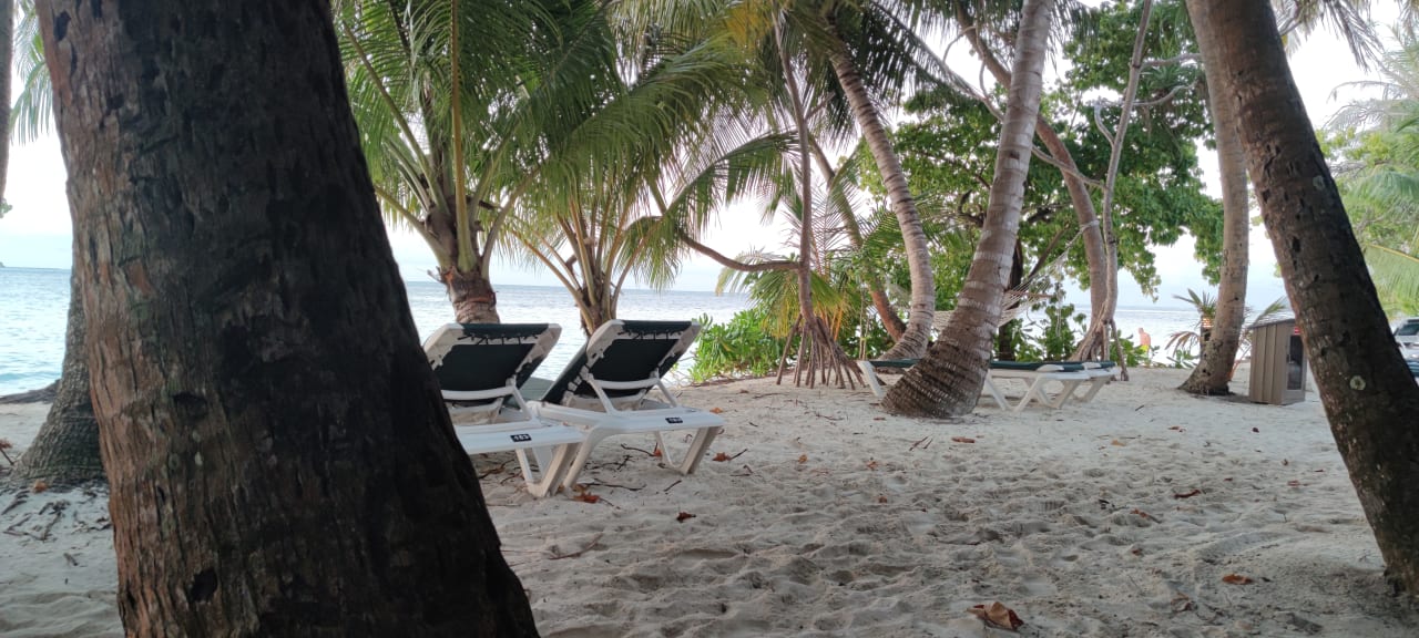 Strand Vilamendhoo Island Resort & Spa