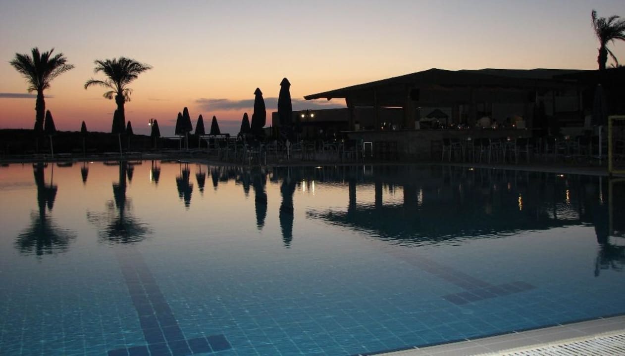 Pool2 Hotel Horizon Beach Resort