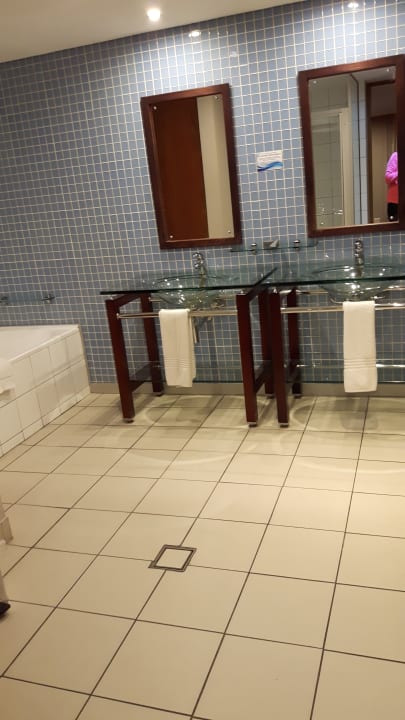 Zimmer Circa Luxury Apartment Hotel