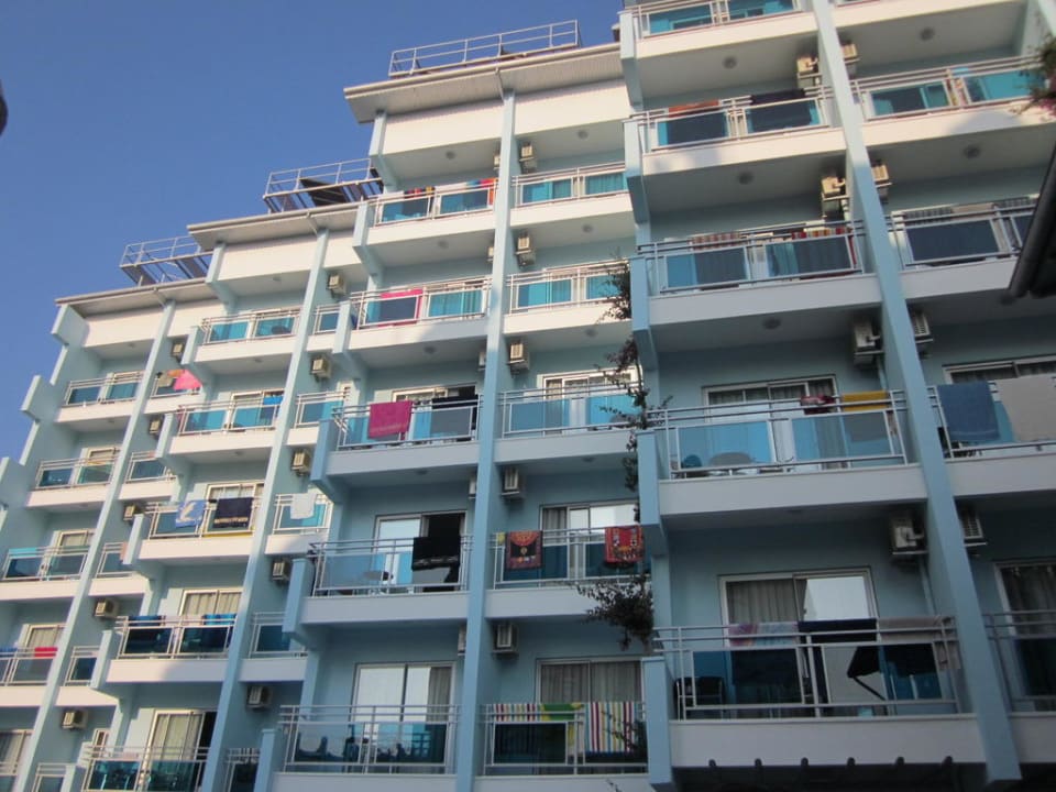 Von der Pool- Bar Blue Diamond Alya