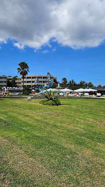 Gartenanlage Hotel Kalithea Horizon Royal