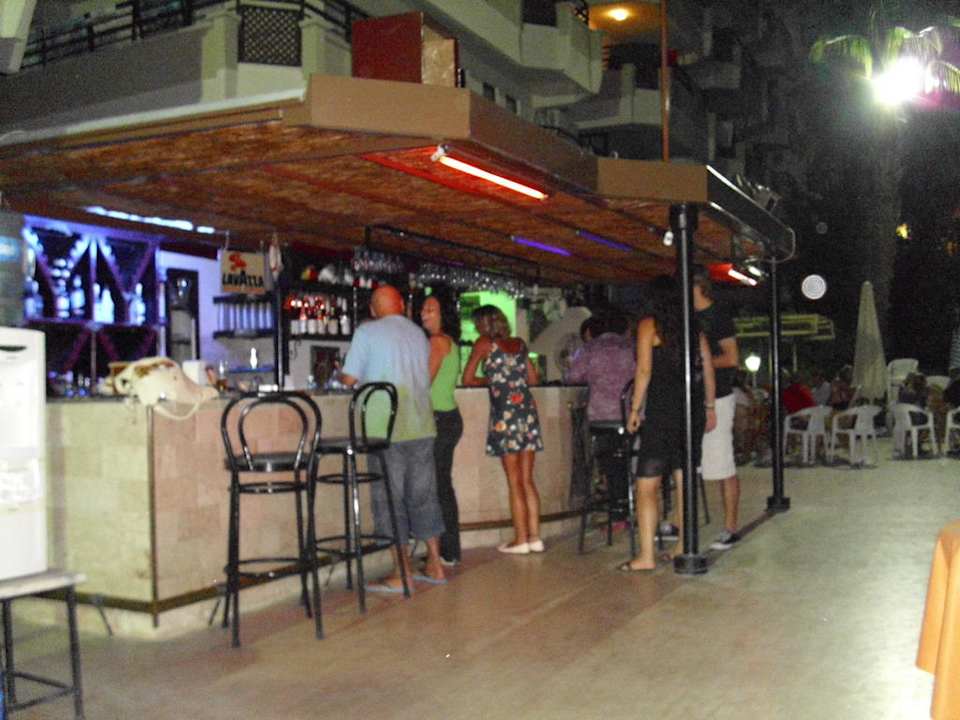 Die Poolbar Hotel Anfora