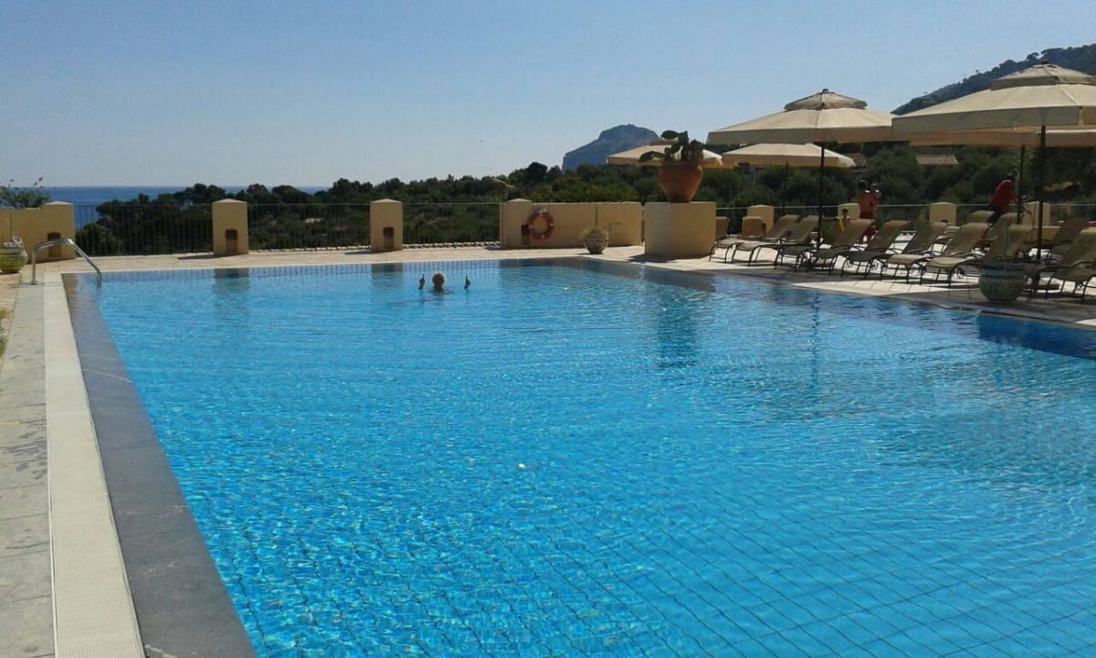 Beste Zeit zum Schwimmen morgens 9h Hapimag Resort Cefalù